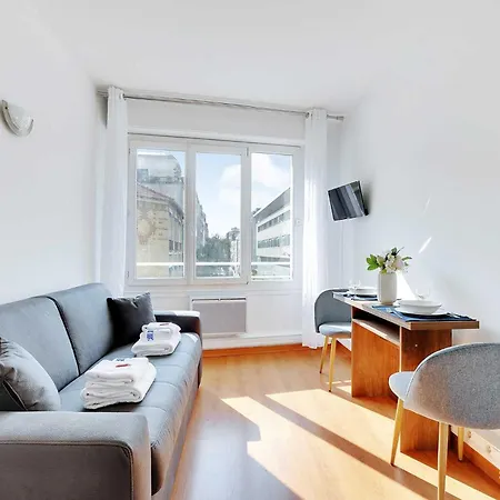 Cosy Studio 2p Parc Georges Brassens -3 *